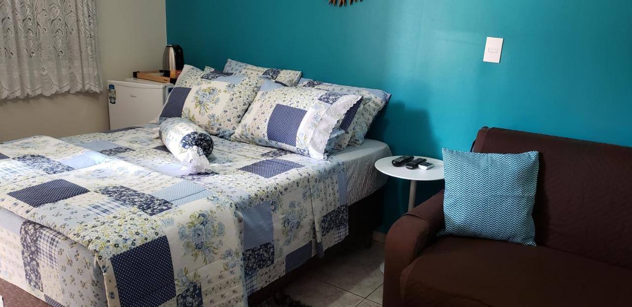 Suites Ambiente Familiar -Prox Do Thermas Águas de São Pedro Esterno foto
