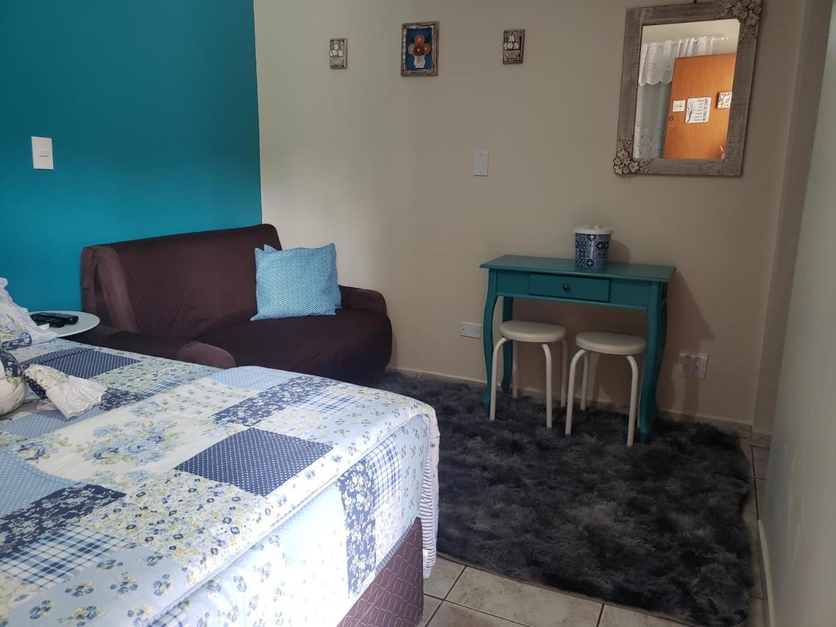 Suites Ambiente Familiar -Prox Do Thermas Águas de São Pedro Esterno foto