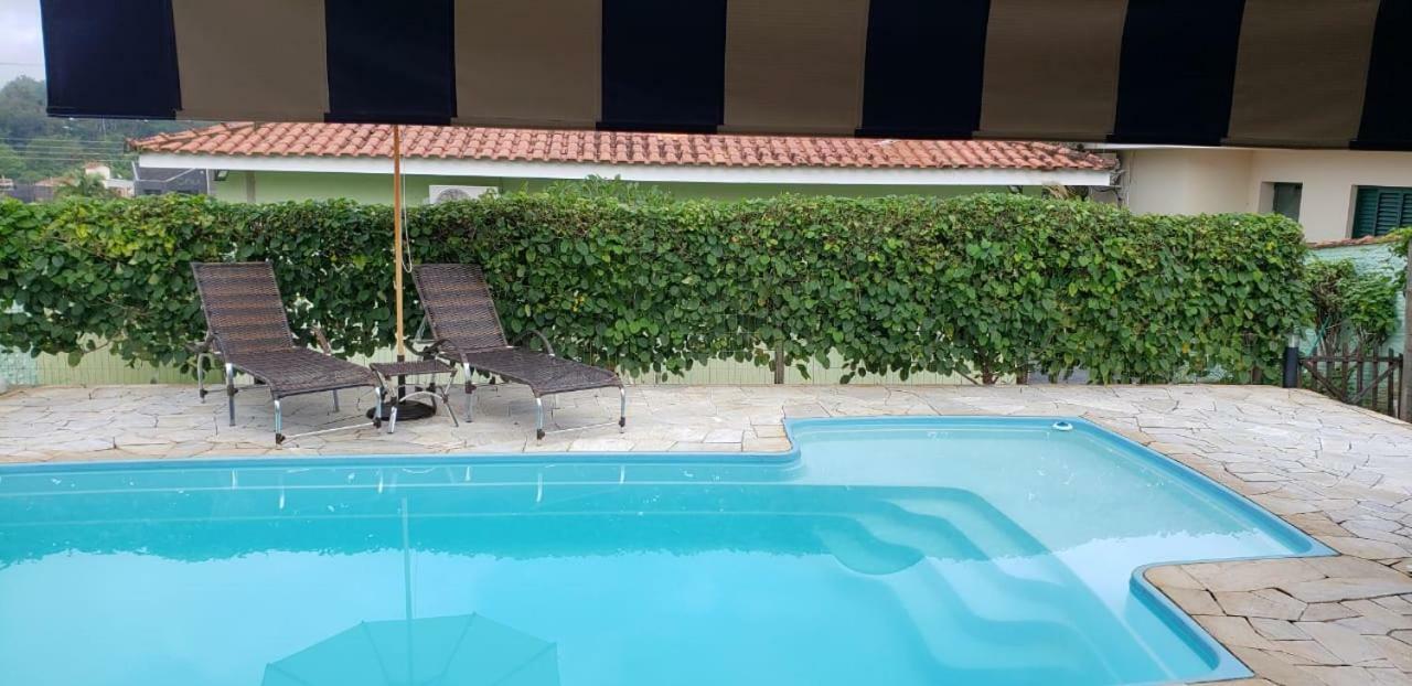 Suites Ambiente Familiar -Prox Do Thermas Águas de São Pedro Esterno foto