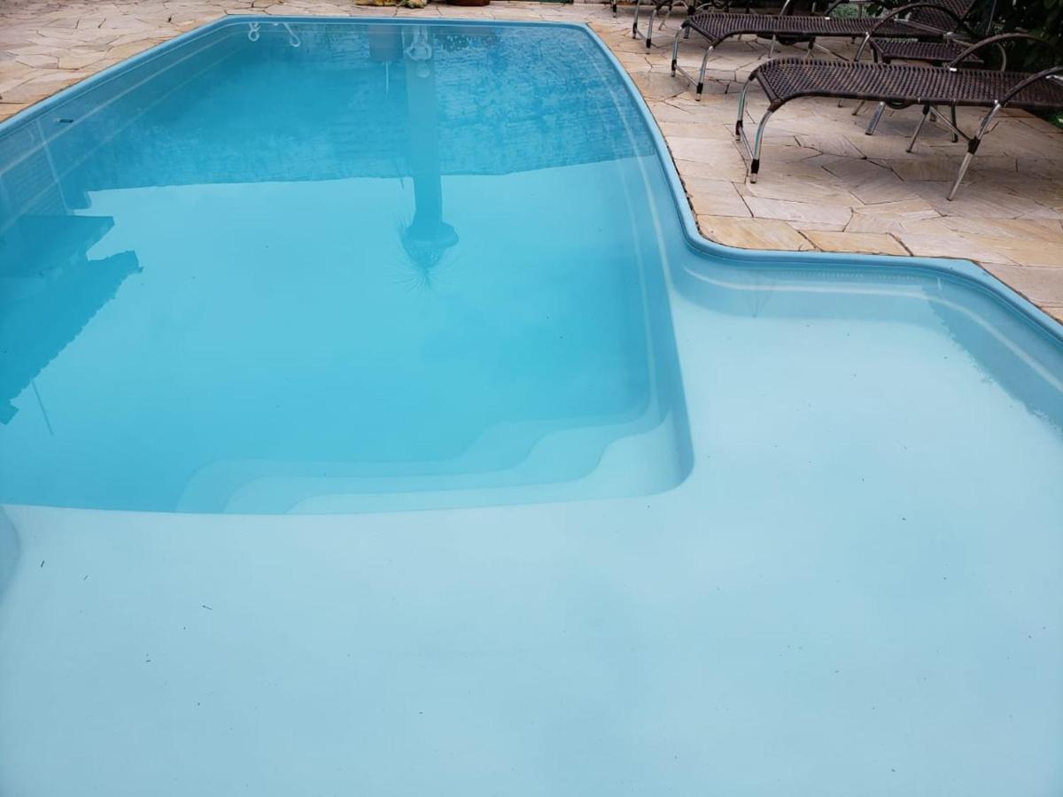 Suites Ambiente Familiar -Prox Do Thermas Águas de São Pedro Esterno foto